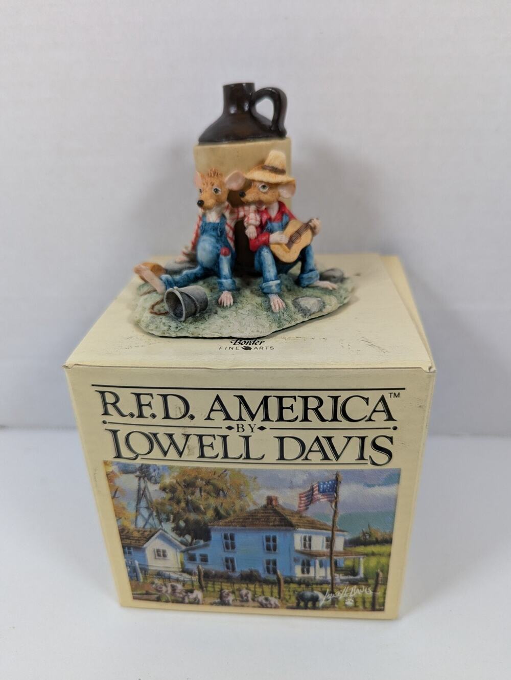 LOWELL DAVIS COLLECTIBLE FIGURE #225504 HOME SQUEEZINS R.F.D. AMERICA Schmid VTG
